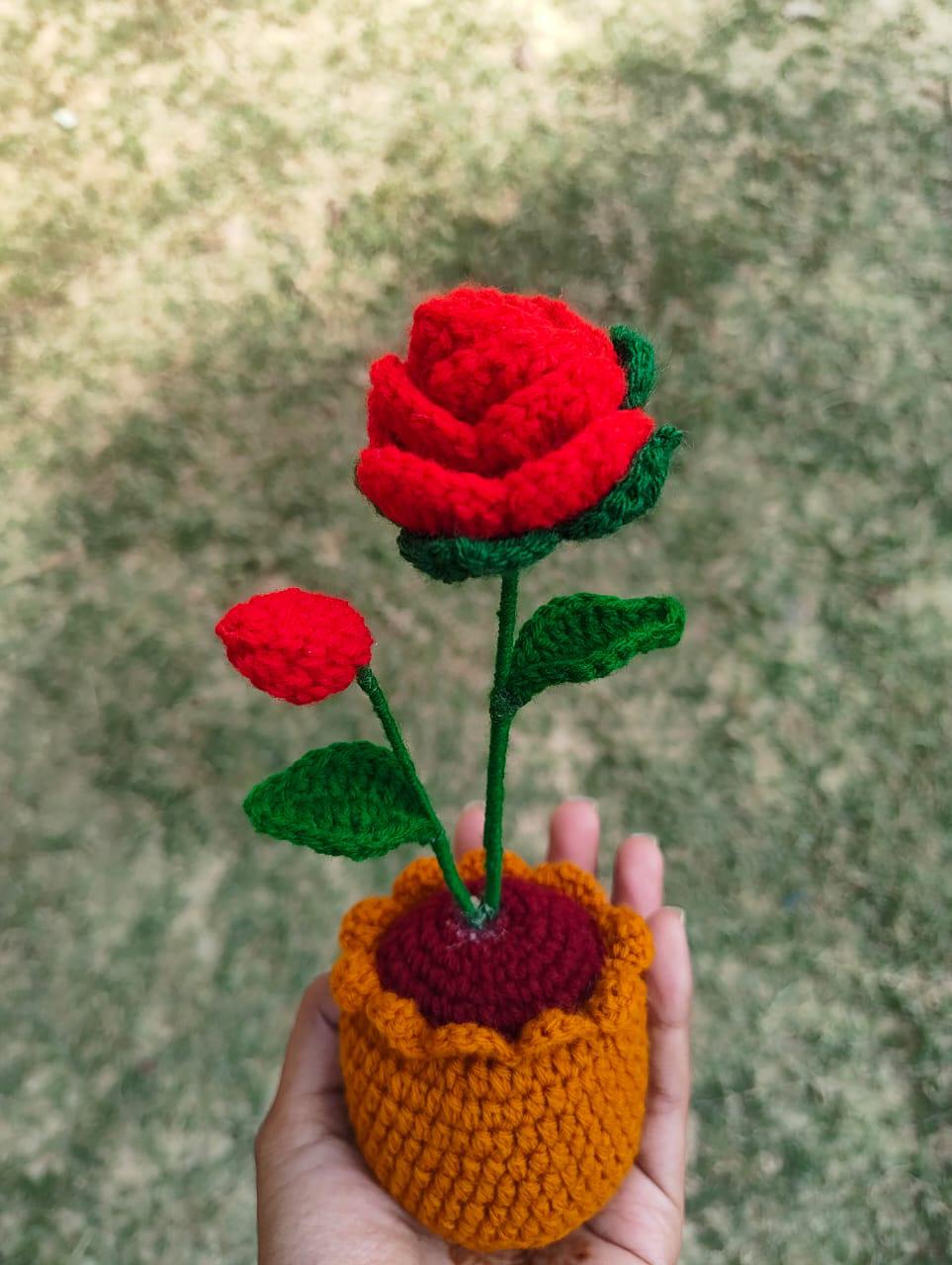 🌹 Beautiful Handcrafted Mini Crochet Rose with Pot