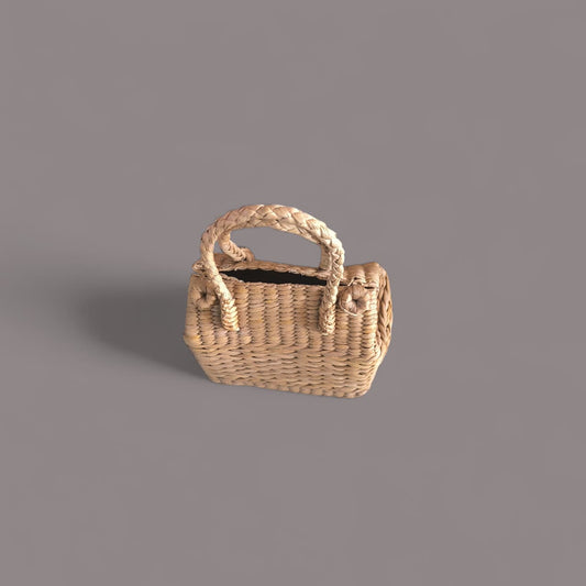 Handwoven Kauna Grass Basket Bag