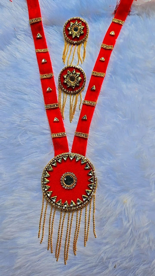 Handmade Women’s Jewellery Set with Pat (Assam Silk) & Toss (Tussar)