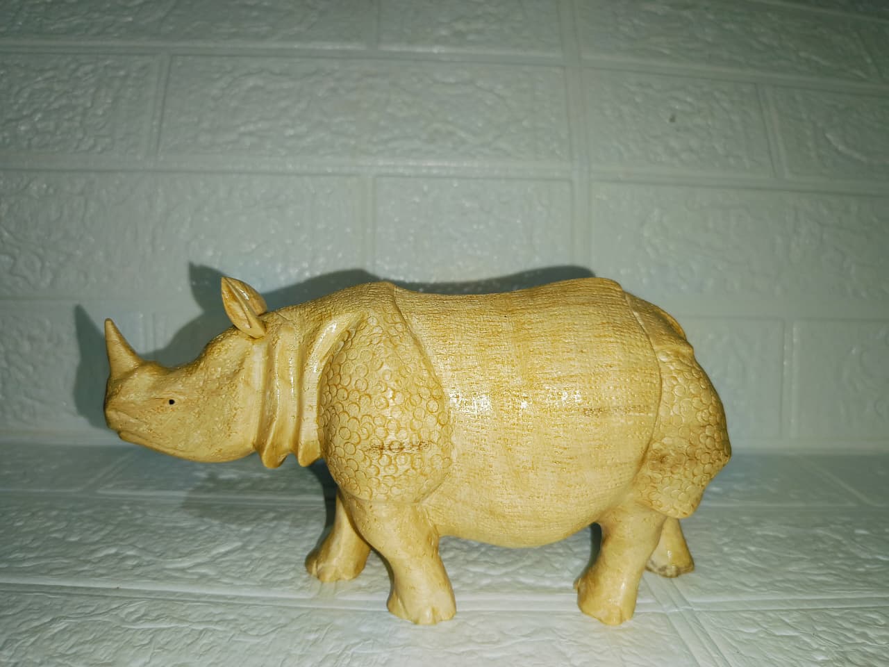 Handcrafted Wooden One-Horned Rhinoceros (8 inch) – Decorative Showpiece
