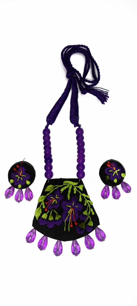 Handcrafted Embriodery Jewellry Set