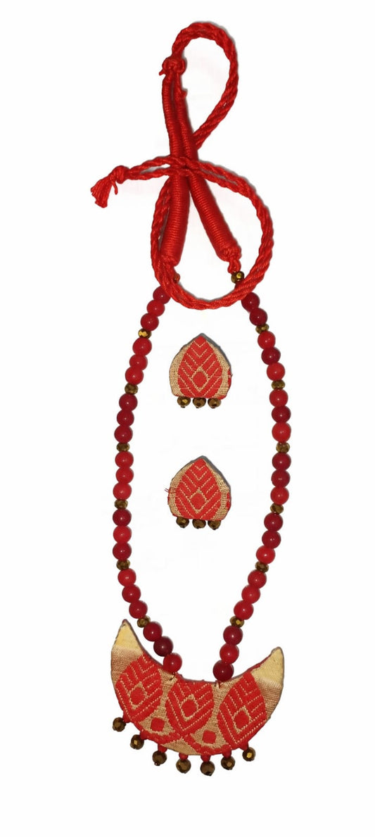 Handcrafted Assamese Pat Jewellery set with Jun Design